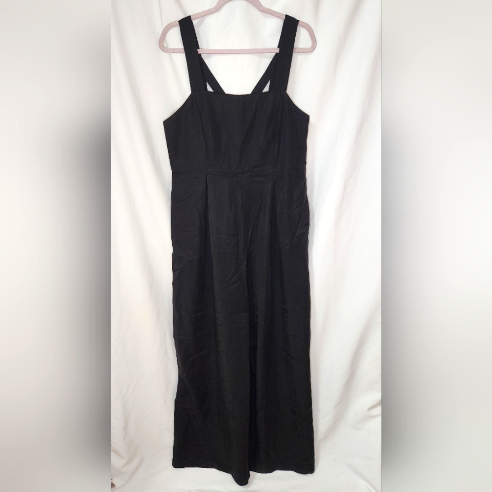 Forever21 Contemporary Black Rayon Jumpsuit size L